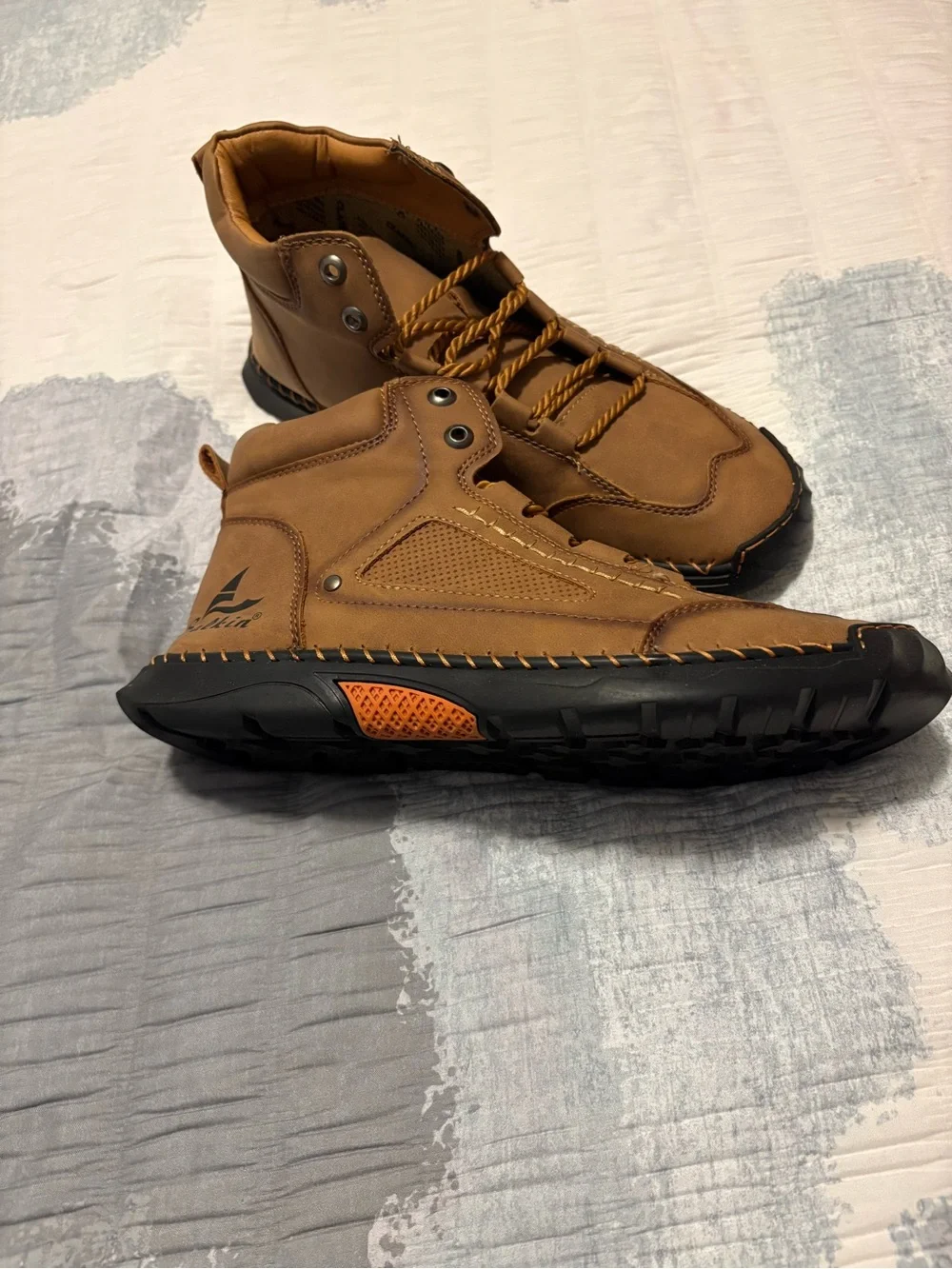 Salkin  Men's Tan/ Brown Lace-Up Ankle Boots - Casual Rugged Style